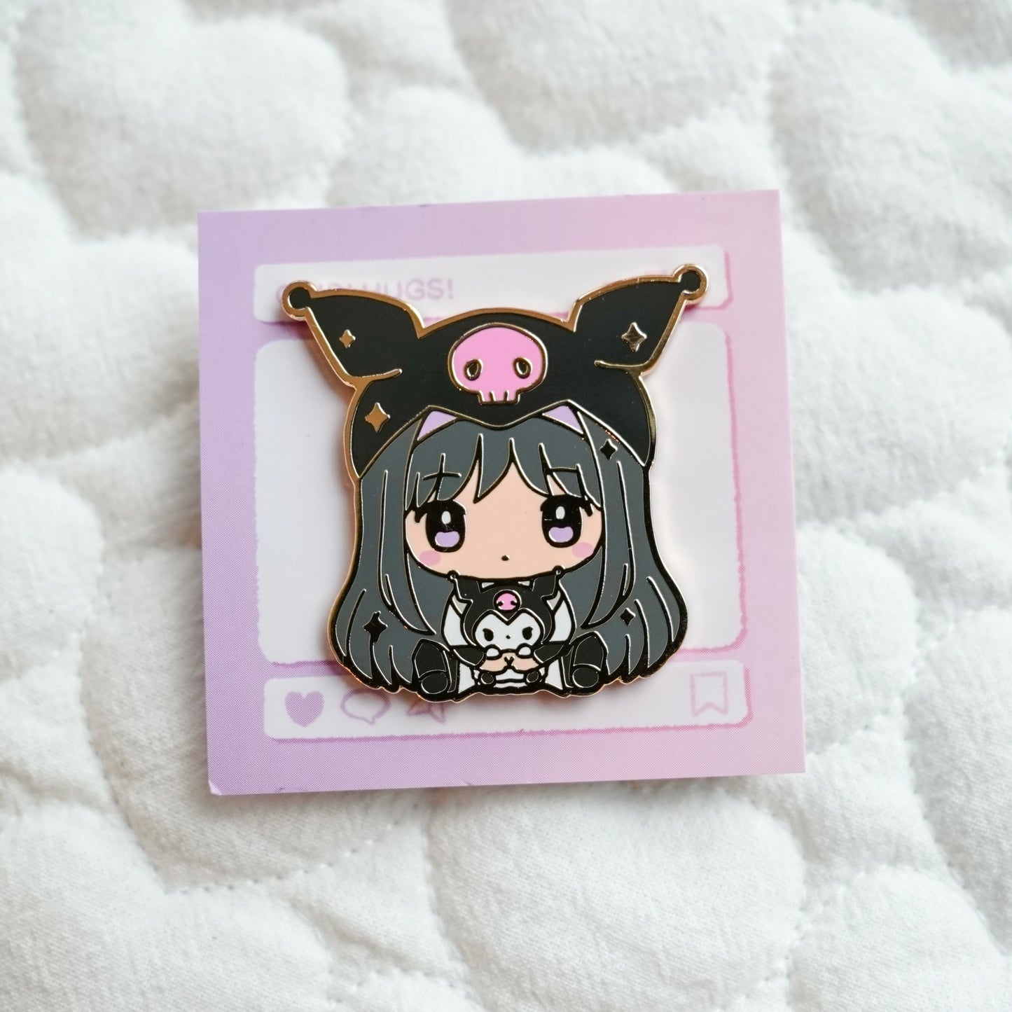 LAST CHANCE: Puella Magi Madoka Magica Chibi Hug Enamel Pins – Homura & Madoka