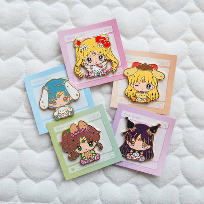 Moonie Series x Sanrio Chibi Hug Enamel Pins – Moon, Inner Scouts & Serenity