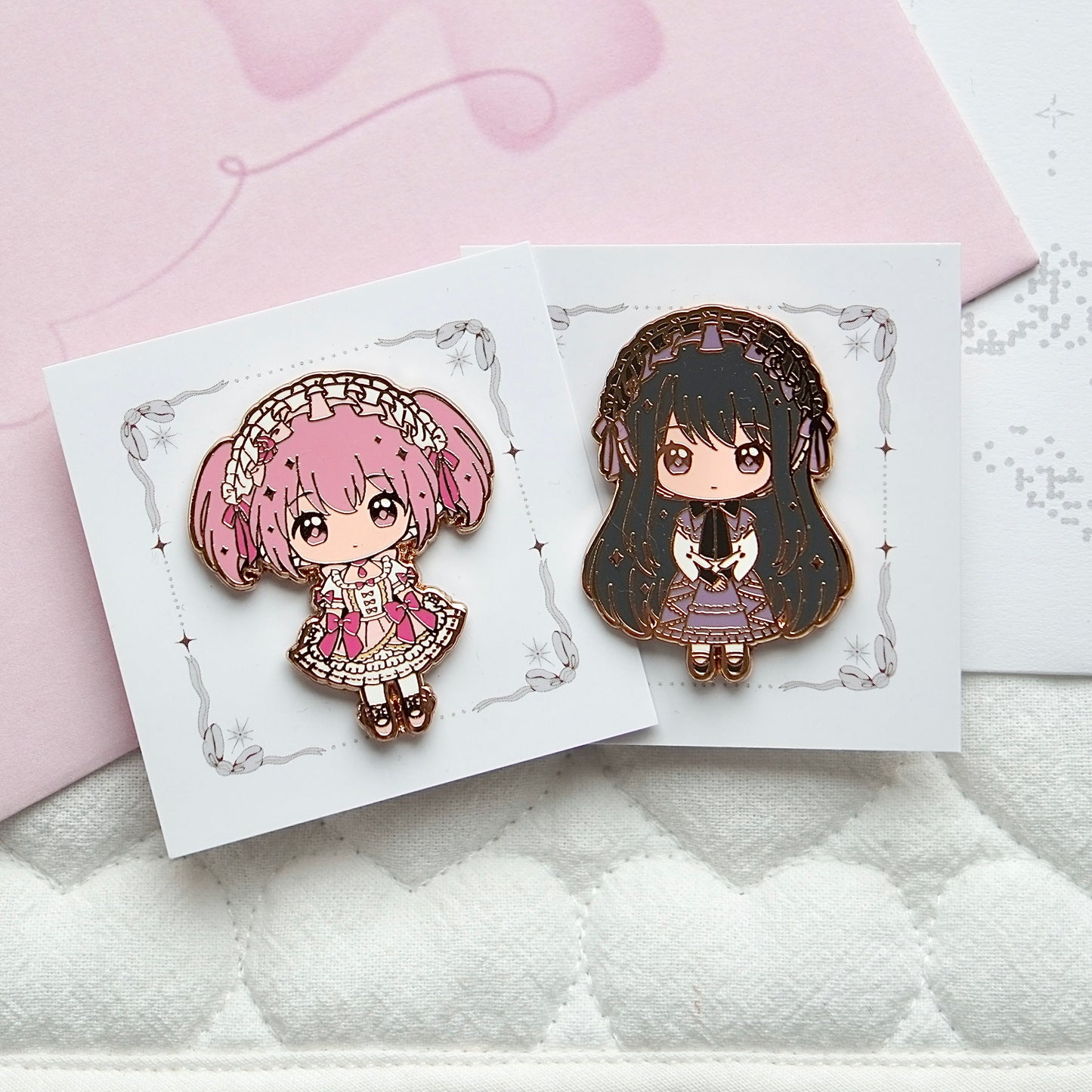 Madoka / Homura - Lolita Magica Enamel Pin Series