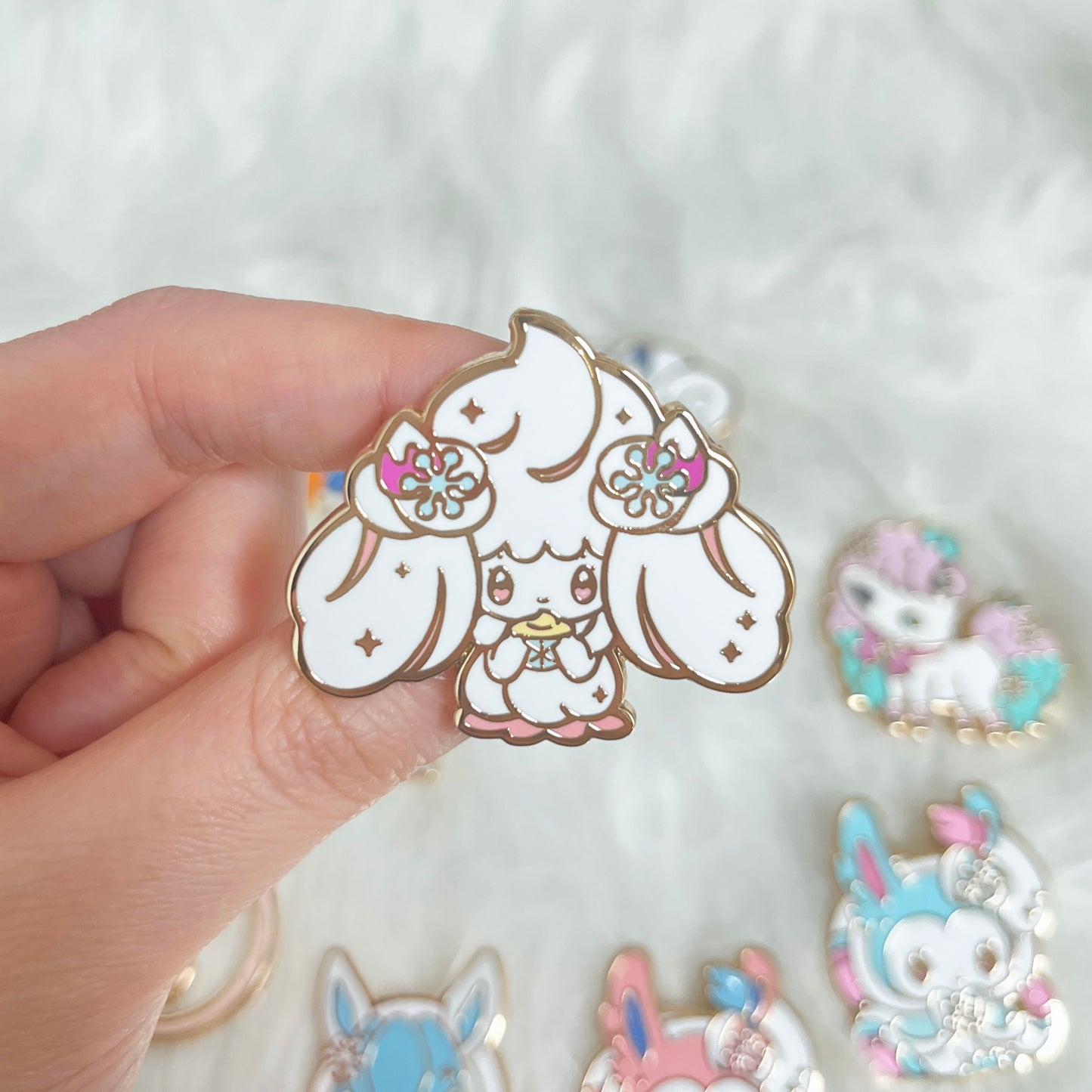 Alcremie – Winter Poke Enamel Pin Series by Mooncake Pin