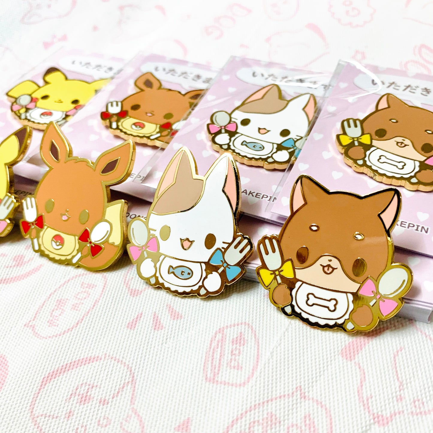 Shiba / Neko - Itadakimasu! by Mooncake Pin